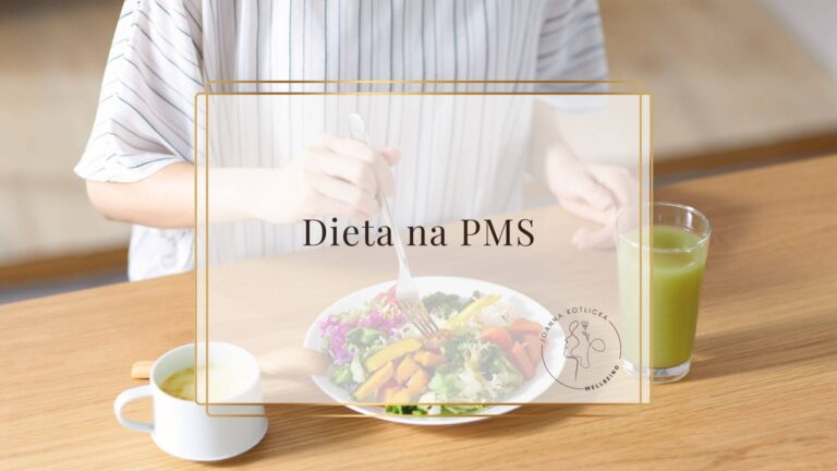 Kobieta w trakcie spożywania posiłków z diety na PMS