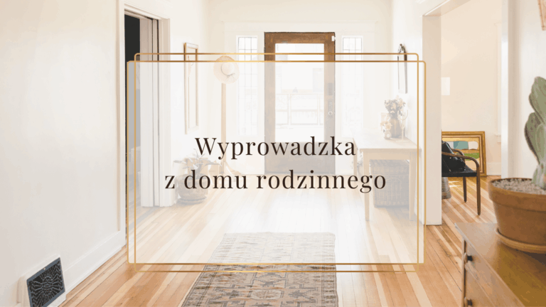 Oświetlony korytarz, w centrum drzwi - symbol tego, jak wyprowadzka z domu rodzinnego wpływa na zdrowie psychiczne